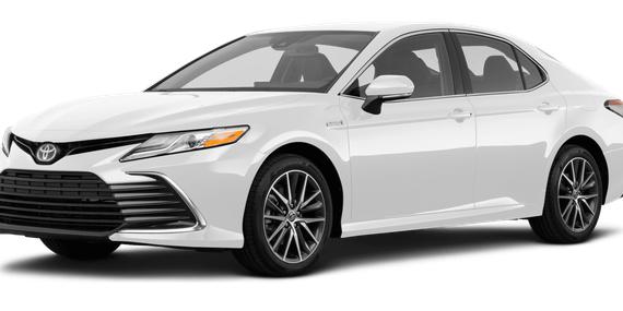 TOYOTA CAMRY 2021 4T1C11AKXMU456047 image