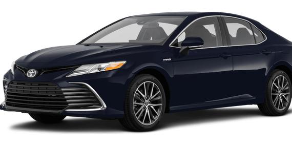 TOYOTA CAMRY 2021 4T1C11AK5MU450589 image