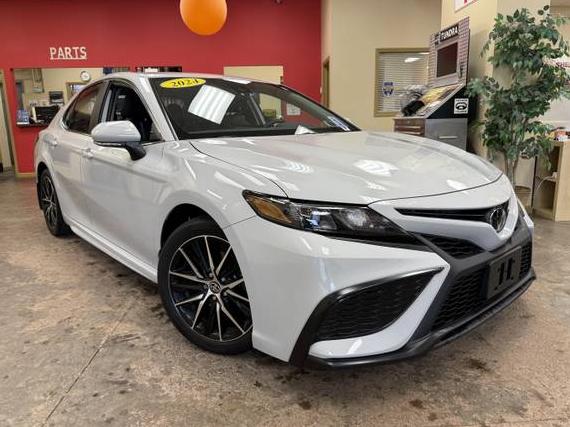 TOYOTA CAMRY 2024 4T1G11BKXRU110765 image