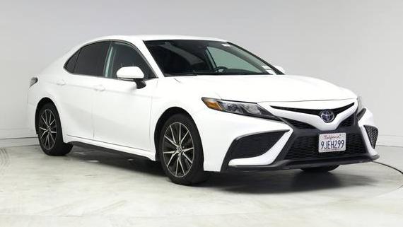 TOYOTA CAMRY 2024 4T1G11AK5RU845364 image