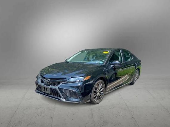 TOYOTA CAMRY 2024 4T1G11BK2RU112087 image