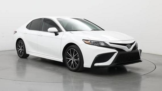 TOYOTA CAMRY 2024 4T1G11AK5RU887114 image