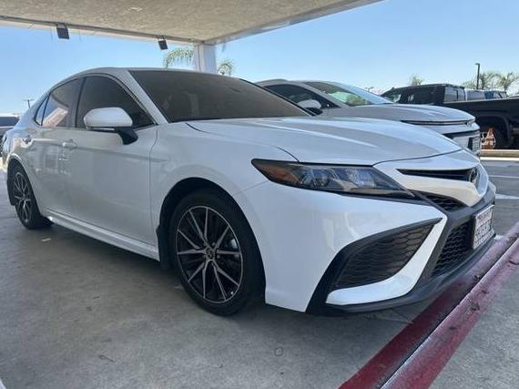 TOYOTA CAMRY 2024 4T1G11AK3RU847744 image