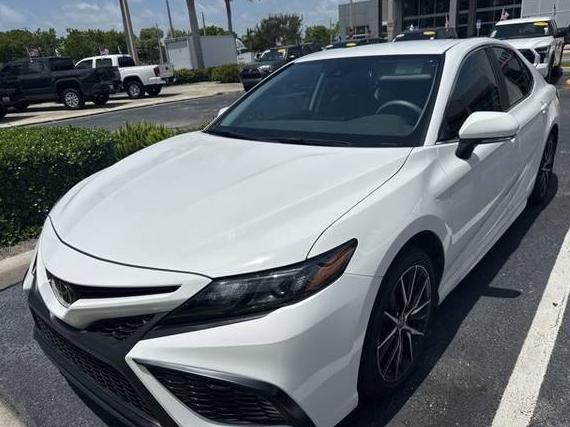 TOYOTA CAMRY 2024 4T1G11AK5RU244018 image