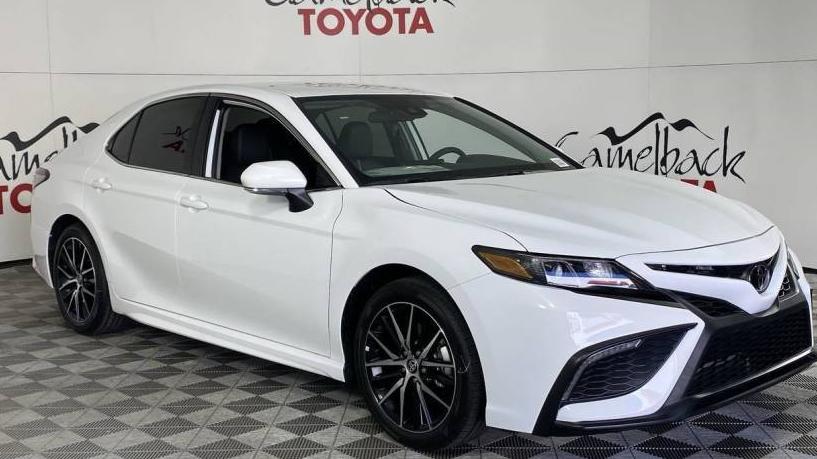 TOYOTA CAMRY 2024 4T1G11AK5RU254256 image