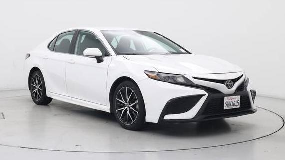 TOYOTA CAMRY 2024 4T1G11AK3RU840535 image
