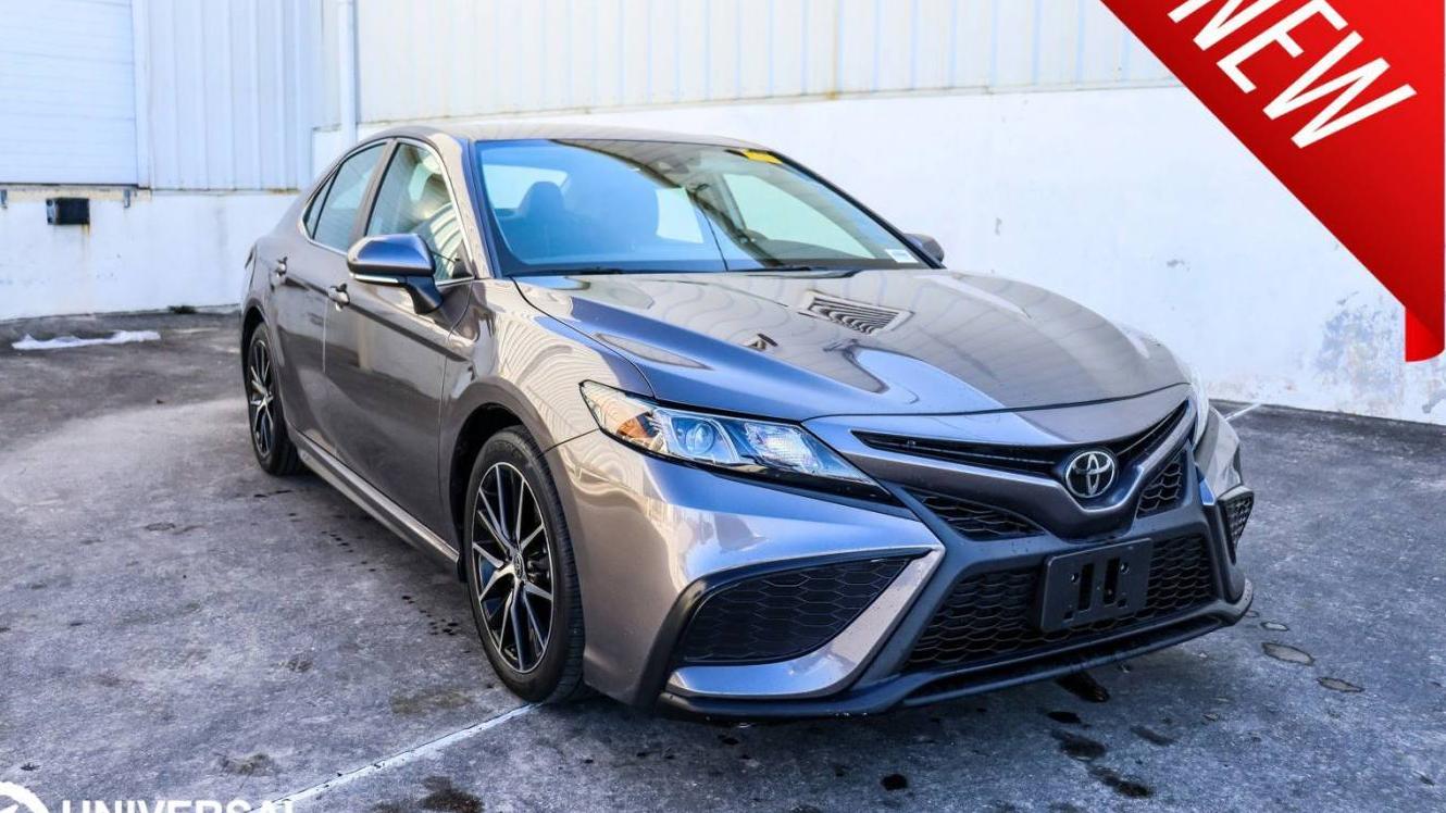TOYOTA CAMRY 2024 4T1G11AK4RU892661 image