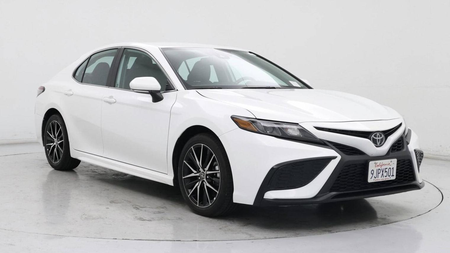 TOYOTA CAMRY 2024 4T1T11AK6RU861779 image