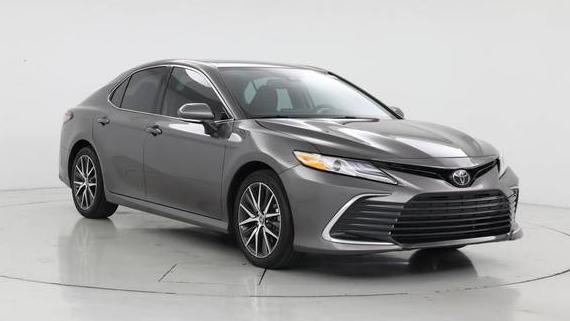 TOYOTA CAMRY 2024 4T1F11AK8RU912471 image