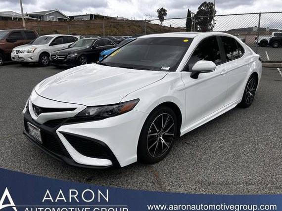 TOYOTA CAMRY 2024 4T1G11BK0RU120799 image