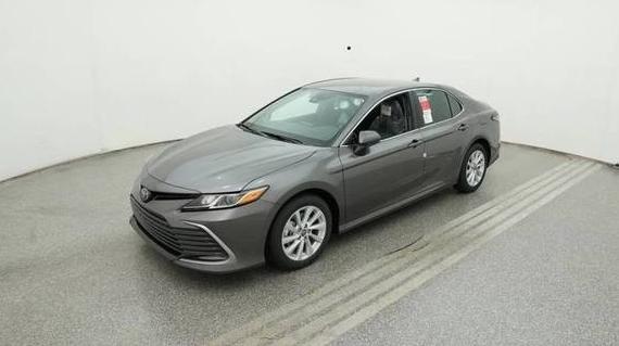 TOYOTA CAMRY 2024 4T1C11AK7RU882074 image