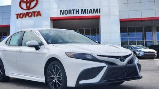 TOYOTA CAMRY 2024 4T1G11AK1RU866213 image