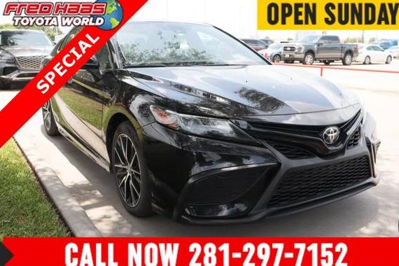 TOYOTA CAMRY 2024 4T1G11AK0RU855655 image