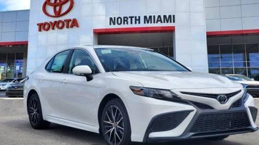 TOYOTA CAMRY 2024 4T1G11AK2RU864163 image