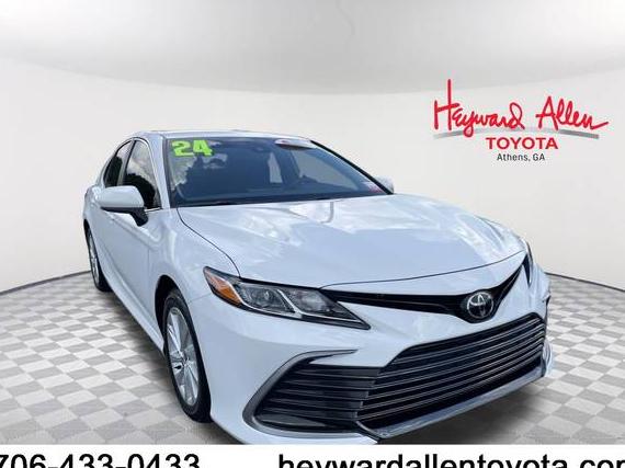 TOYOTA CAMRY 2024 4T1C11AK7RU888795 image