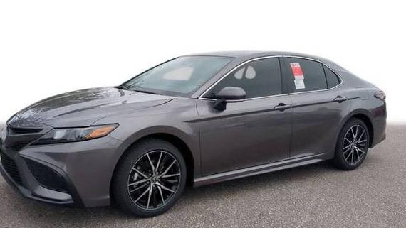 TOYOTA CAMRY 2024 4T1G11AK8RU245227 image