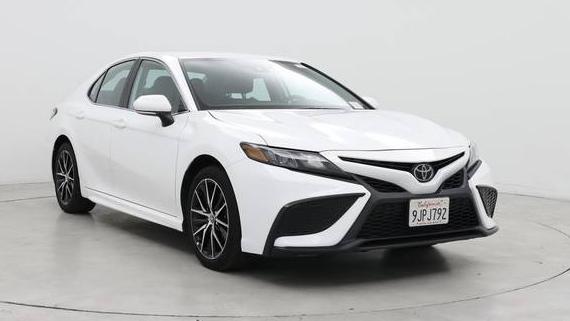 TOYOTA CAMRY 2024 4T1G11AK6RU844580 image
