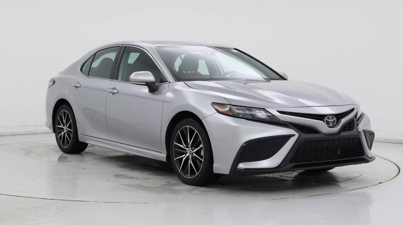 TOYOTA CAMRY 2024 4T1G11AKXRU906515 image