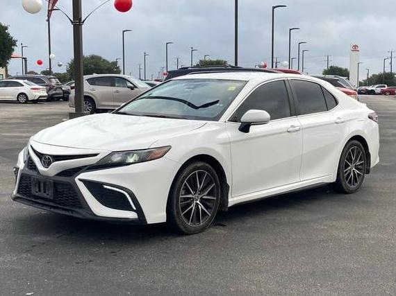 TOYOTA CAMRY 2024 4T1T11AK8RU869253 image