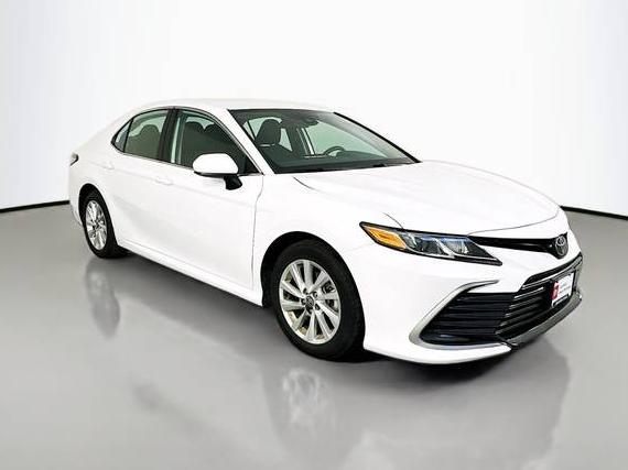 TOYOTA CAMRY 2024 4T1C11AK9RU861016 image