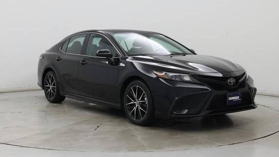 TOYOTA CAMRY 2024 4T1G11AK4RU843315 image