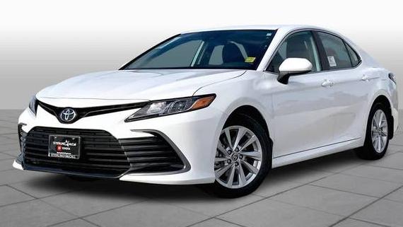 TOYOTA CAMRY 2024 4T1C11AK7RU912884 image