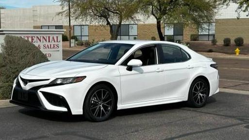 TOYOTA CAMRY 2024 4T1G11AK0RU877851 image
