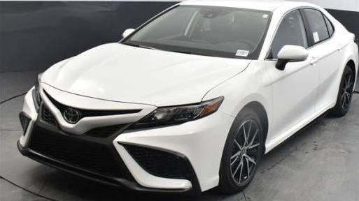 TOYOTA CAMRY 2024 4T1G11AK3RU231879 image