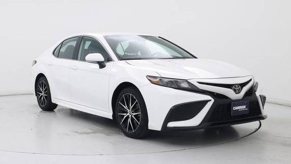 TOYOTA CAMRY 2024 4T1G11AK4RU840446 image