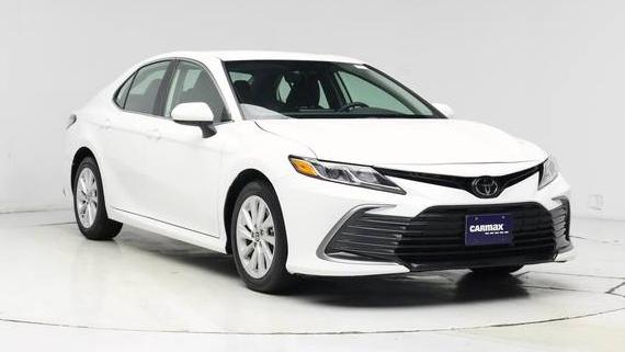 TOYOTA CAMRY 2024 4T1C11AK2RU262586 image