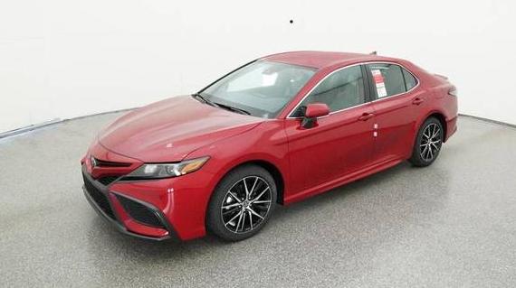 TOYOTA CAMRY 2024 4T1G11AK8RU264375 image