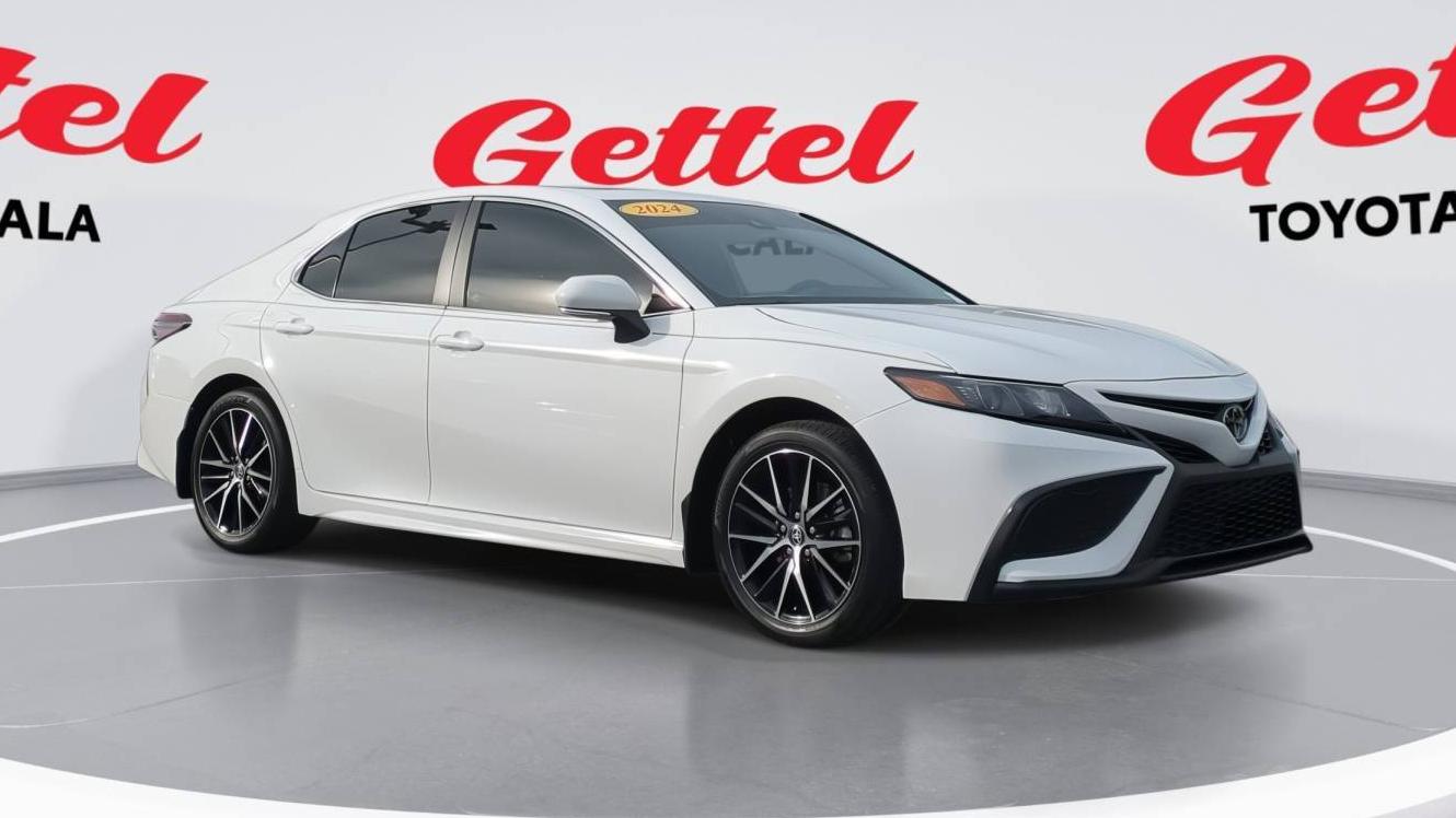 TOYOTA CAMRY 2024 4T1G11AK0RU232813 image