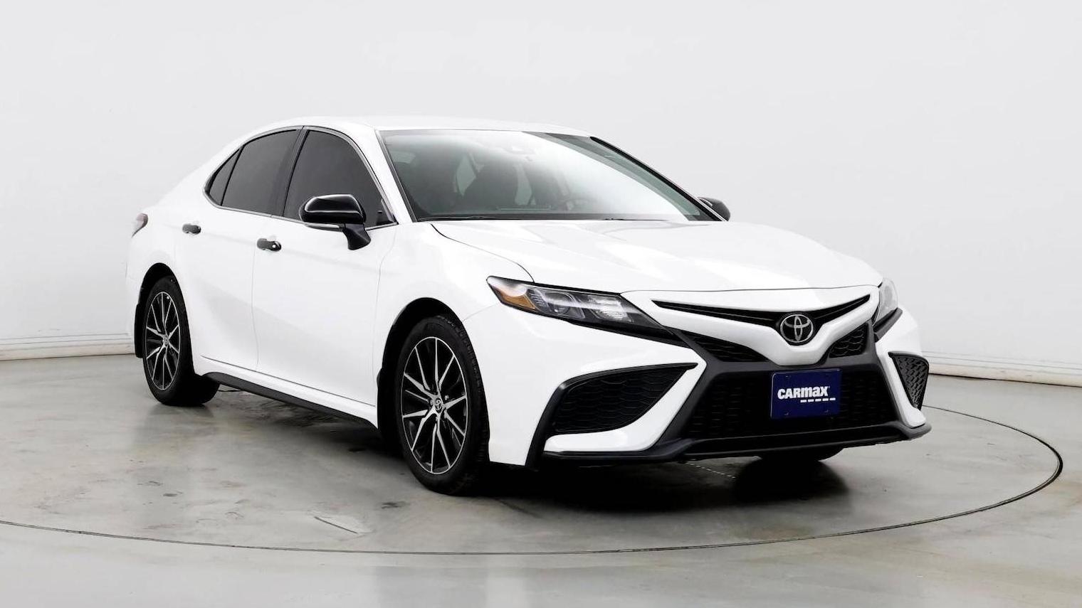 TOYOTA CAMRY 2024 4T1G11BK6RU123920 image