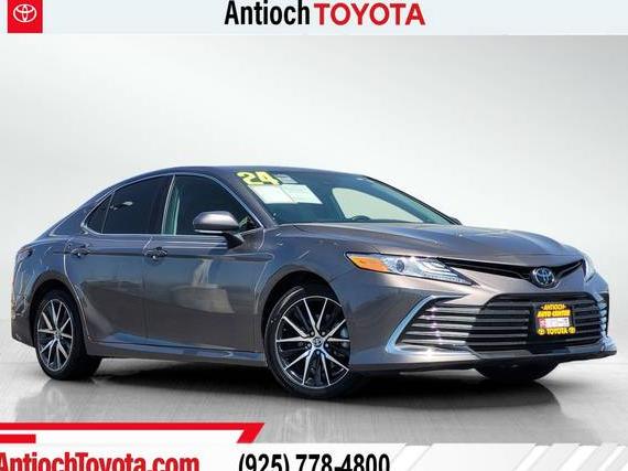 TOYOTA CAMRY 2024 4T1F11AK3RU255613 image