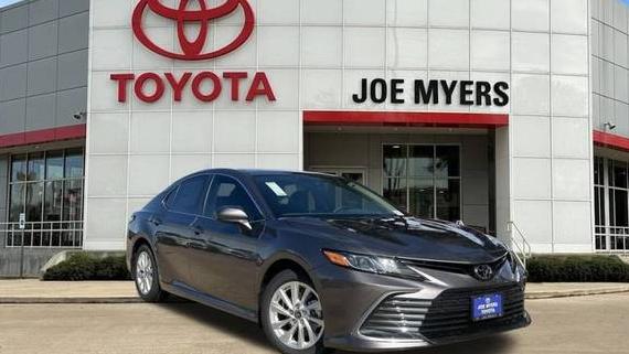 TOYOTA CAMRY 2024 4T1C11AK1RU226484 image