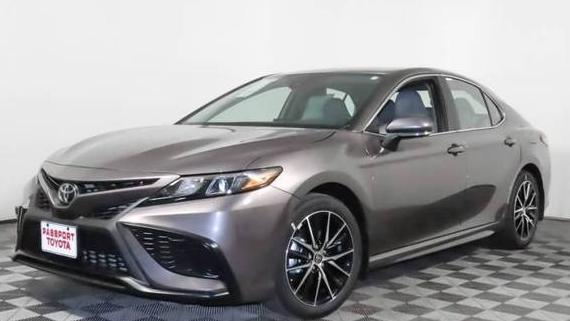 TOYOTA CAMRY 2024 4T1G11BK6RU127921 image