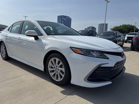 TOYOTA CAMRY 2024 4T1C11AK3RU219374 image