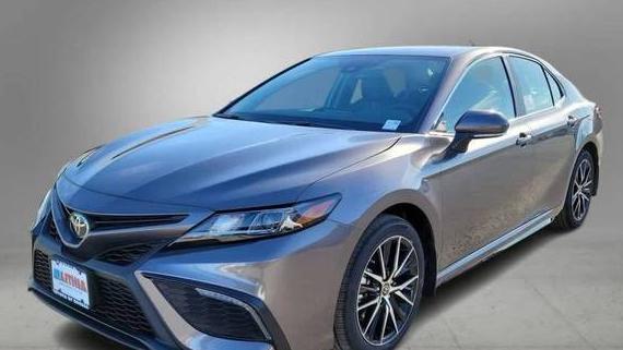TOYOTA CAMRY 2024 4T1G11AKXRU884404 image