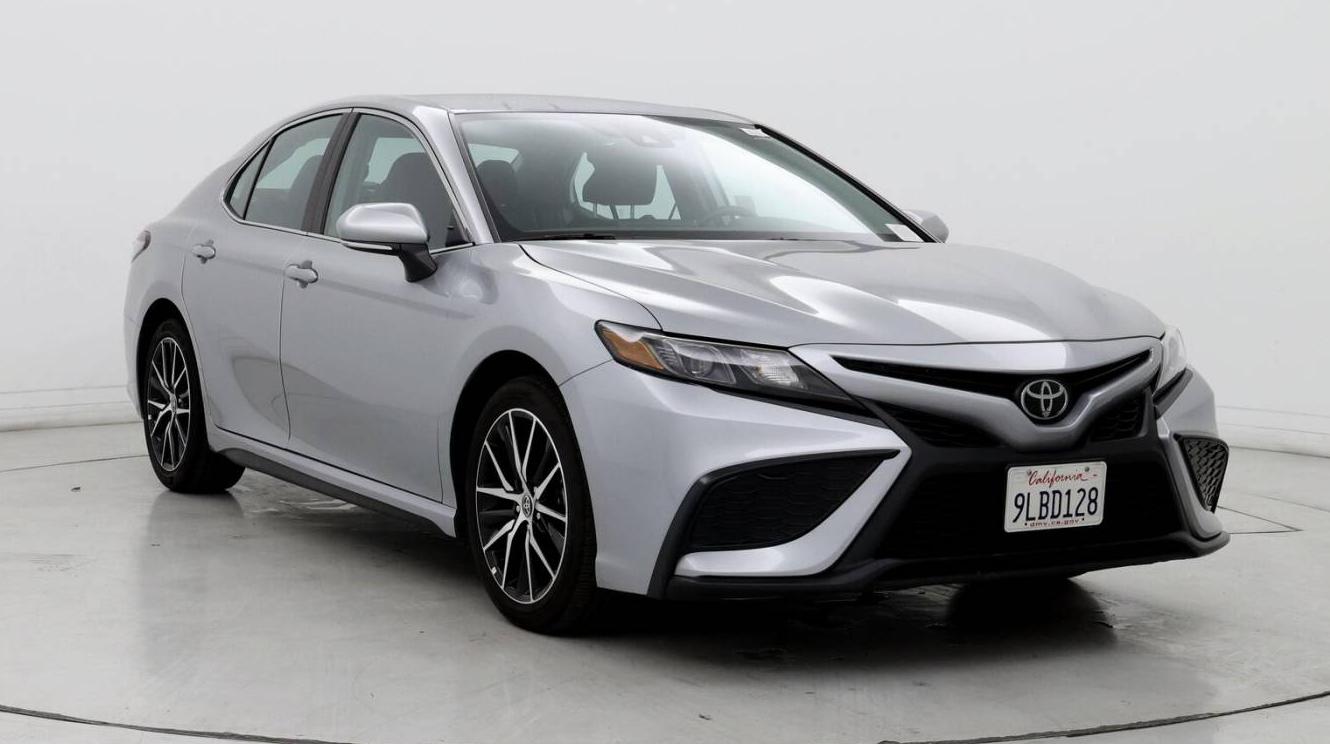 TOYOTA CAMRY 2024 4T1G11AK8RU230694 image