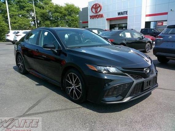 TOYOTA CAMRY 2024 4T1G11BK2RU124532 image