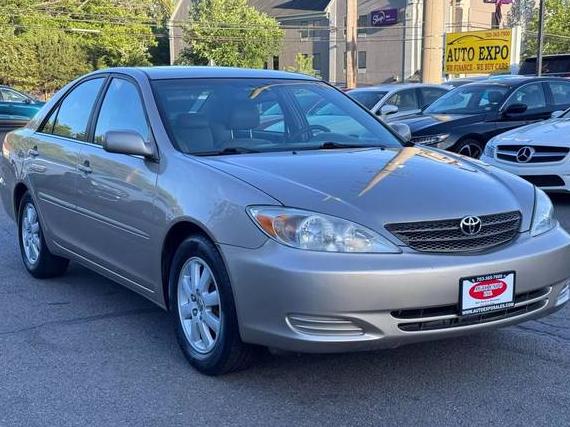 TOYOTA CAMRY 2002 4T1BF30K62U526795 image
