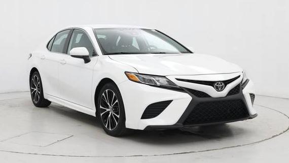 TOYOTA CAMRY 2020 4T1G11AK1LU975536 image