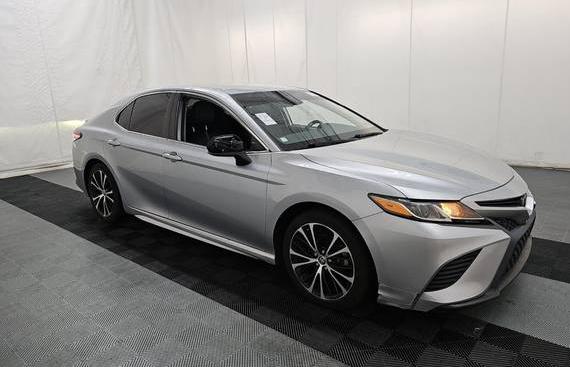 TOYOTA CAMRY 2020 4T1G11AK9LU360121 image