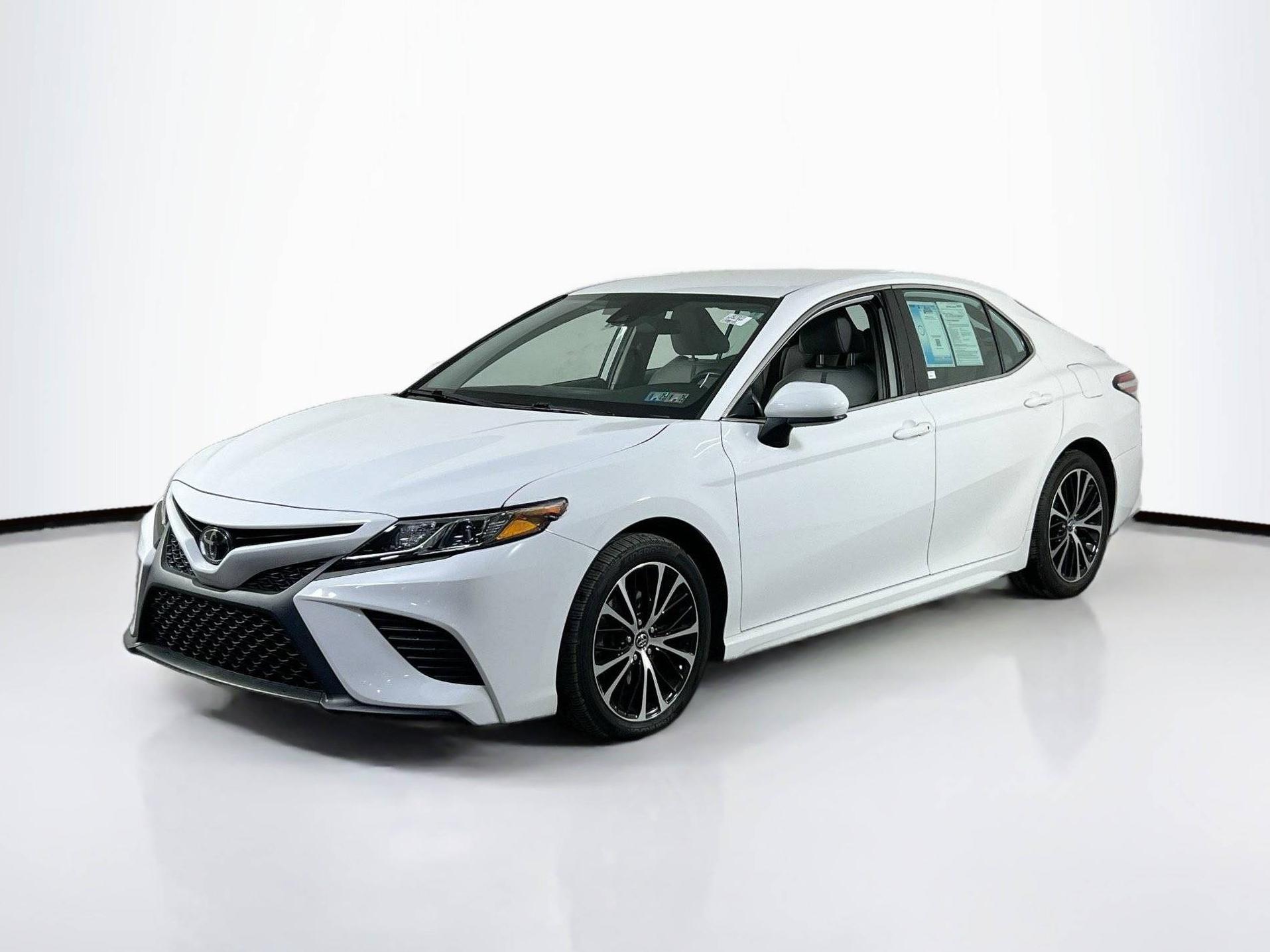 TOYOTA CAMRY 2020 4T1G11AK5LU927022 image