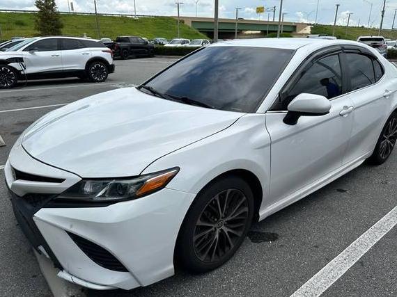 TOYOTA CAMRY 2020 4T1G11AK1LU983006 image