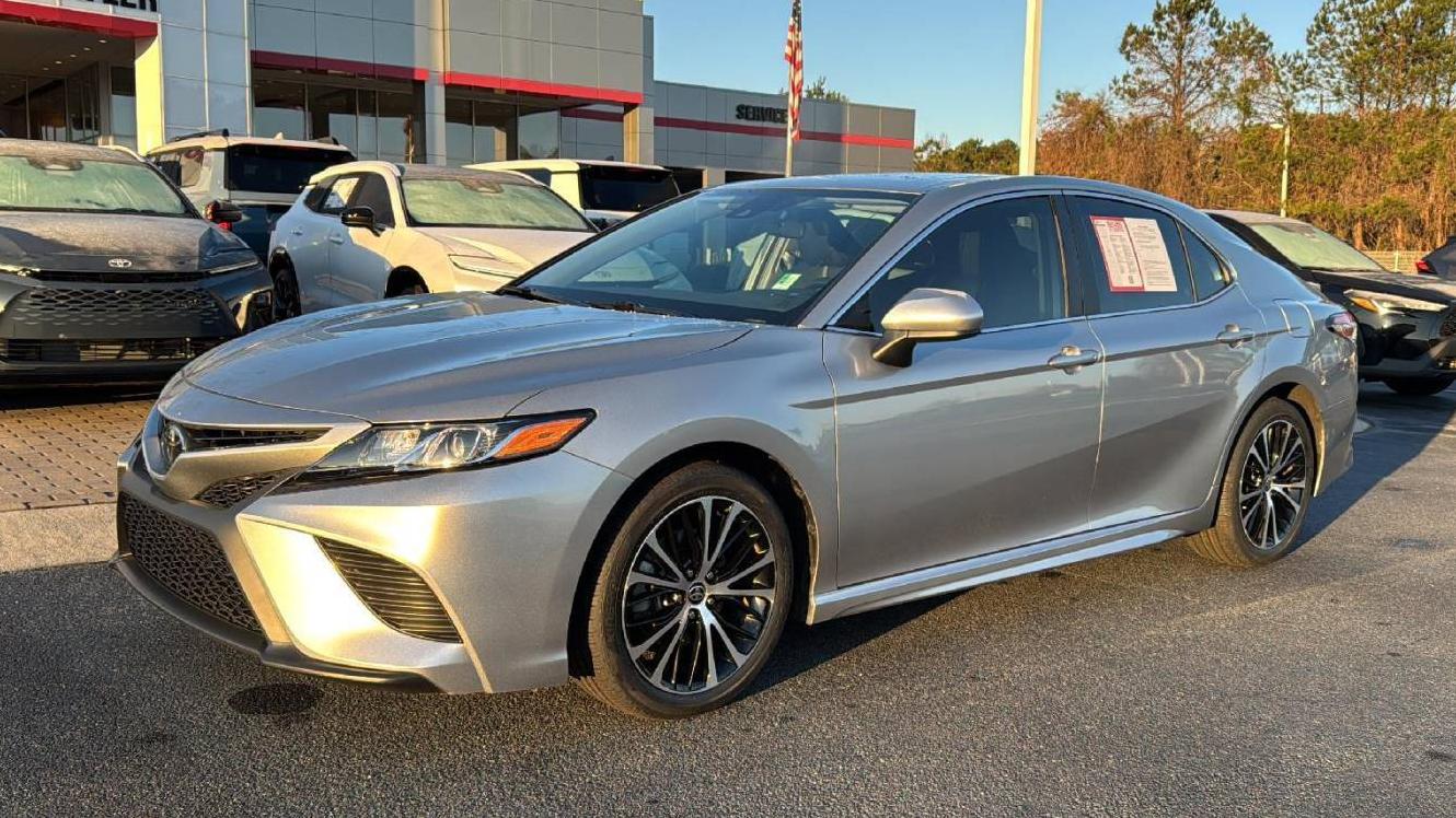 TOYOTA CAMRY 2020 4T1G11AK2LU501501 image