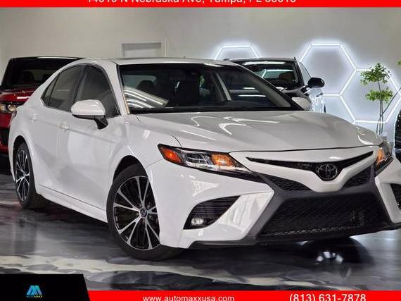TOYOTA CAMRY 2020 4T1G11AK6LU877957 image
