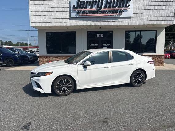 TOYOTA CAMRY 2020 4T1G11AK5LU869641 image
