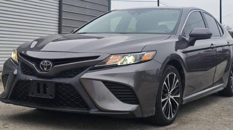 TOYOTA CAMRY 2020 4T1G11AK0LU967749 image