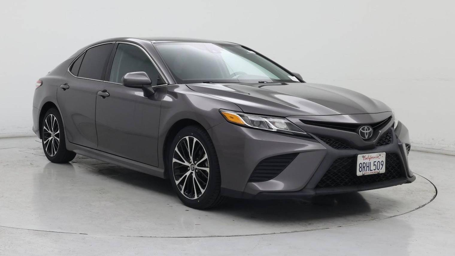 TOYOTA CAMRY 2020 4T1G11AK7LU351496 image